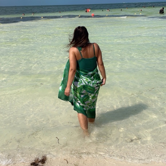 Meet your Posher, Lisa - Picture 1 of 1